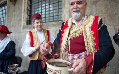 Beautiful Easter Tradition in Dubrovnik